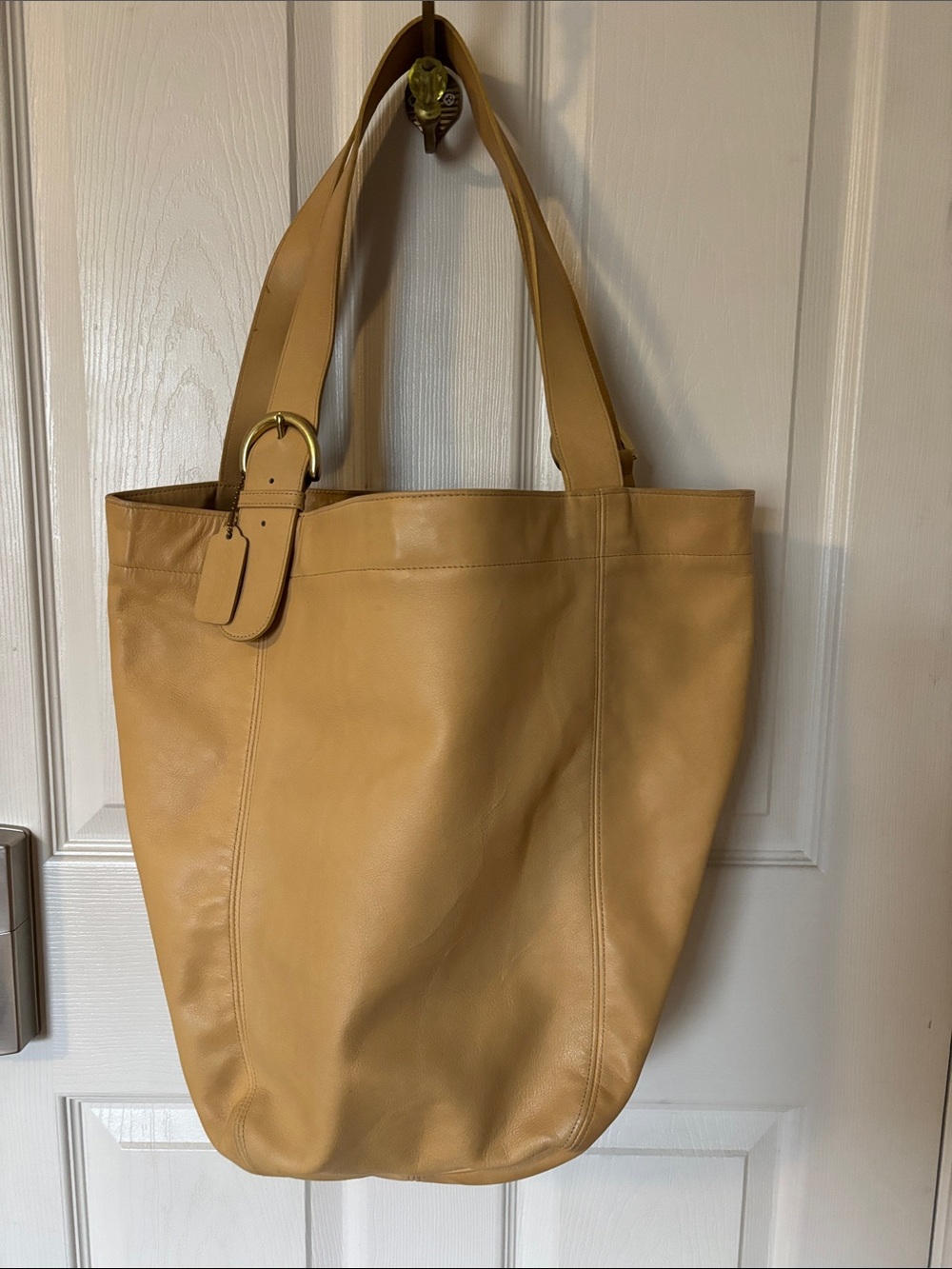Vintage Coach Large Buttery Leather Tote Bag in Camel